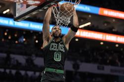 爱游戏娱乐-猛龙逆转凯尔特人，晋级四强