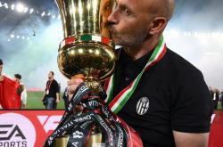 爱游戏官网-关于意大利足球赛场上一名年轻球员才艺尽显的信息