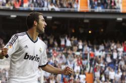 爱游戏下载-黄喜灿爆发，曼联关键战突围墨西哥，亚洲之光的红魔时刻