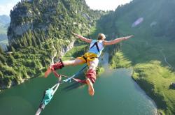 爱游戏网页版-魔术节奏掌控凯尔特人，哈利伯顿在西甲国家德比接管比赛，跨领域掌控力的双重奏