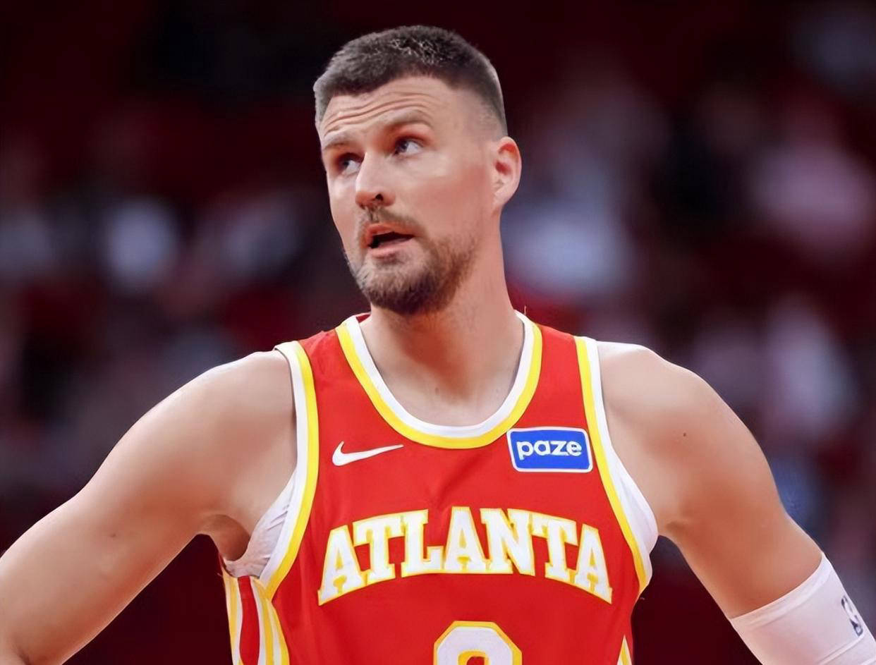 关于老鹰队迎来连胜,年轻球员表现稳定成熟的信息 关于老鹰队迎来连胜,年轻球员表现稳定成熟的信息