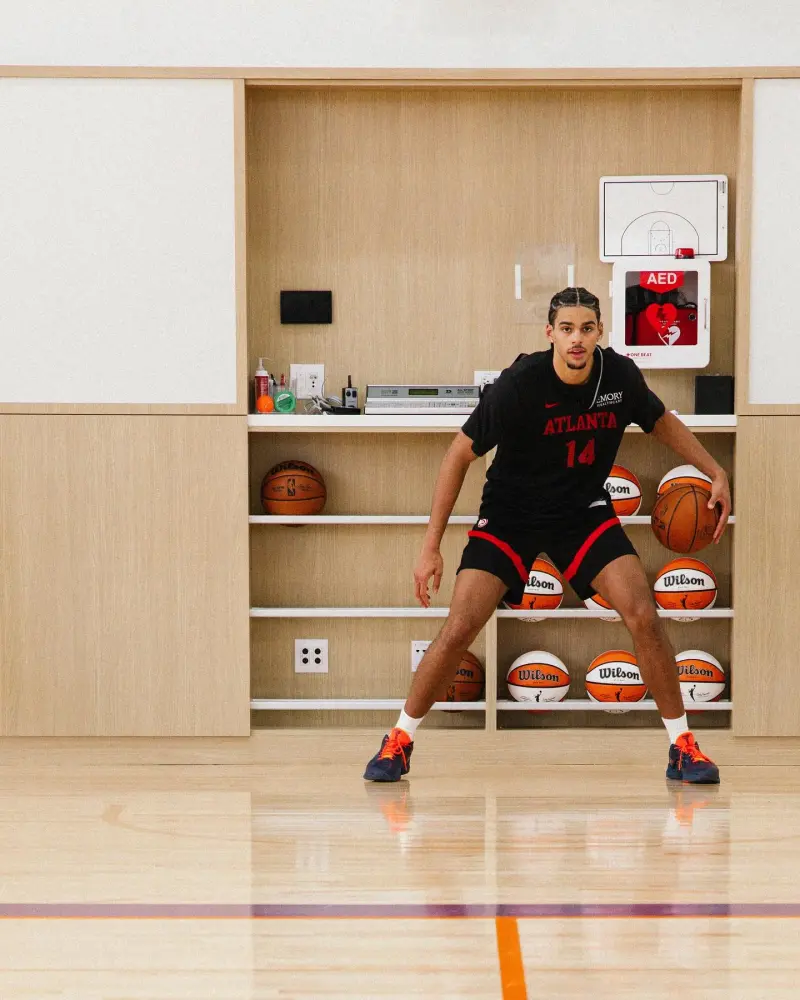 关于老鹰队迎来连胜,年轻球员表现稳定成熟的信息 关于老鹰队迎来连胜,年轻球员表现稳定成熟的信息