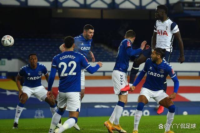 埃弗顿队在比赛中表现出色,积分榜上升的简单介绍 埃弗顿队在比赛中表现出色,积分榜上升的简单介绍