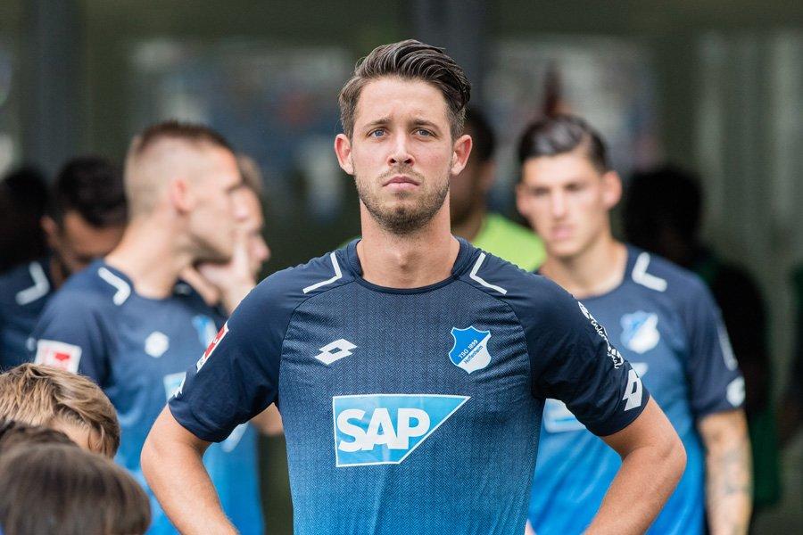 沙尔克意外战胜劲旅霍芬海姆的简单介绍 沙尔克意外战胜劲旅霍芬海姆的简单介绍