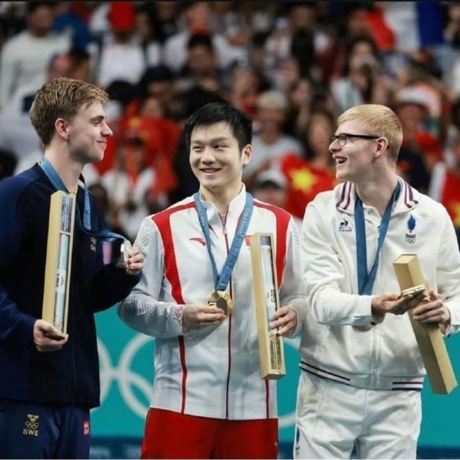 包含中国乒乓球队翻盘英国乒乓球队，波尔绝境逆转的词条