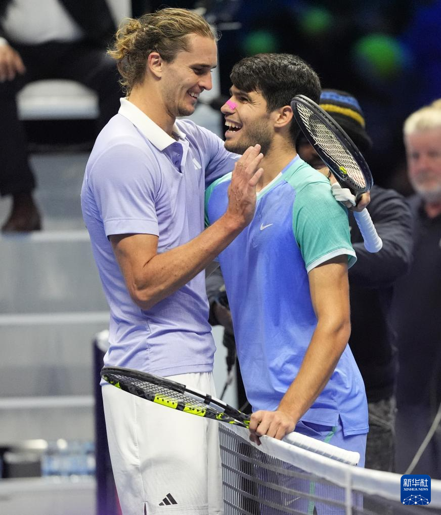 ATP总决赛横扫联合杯，兹维列夫关键制胜