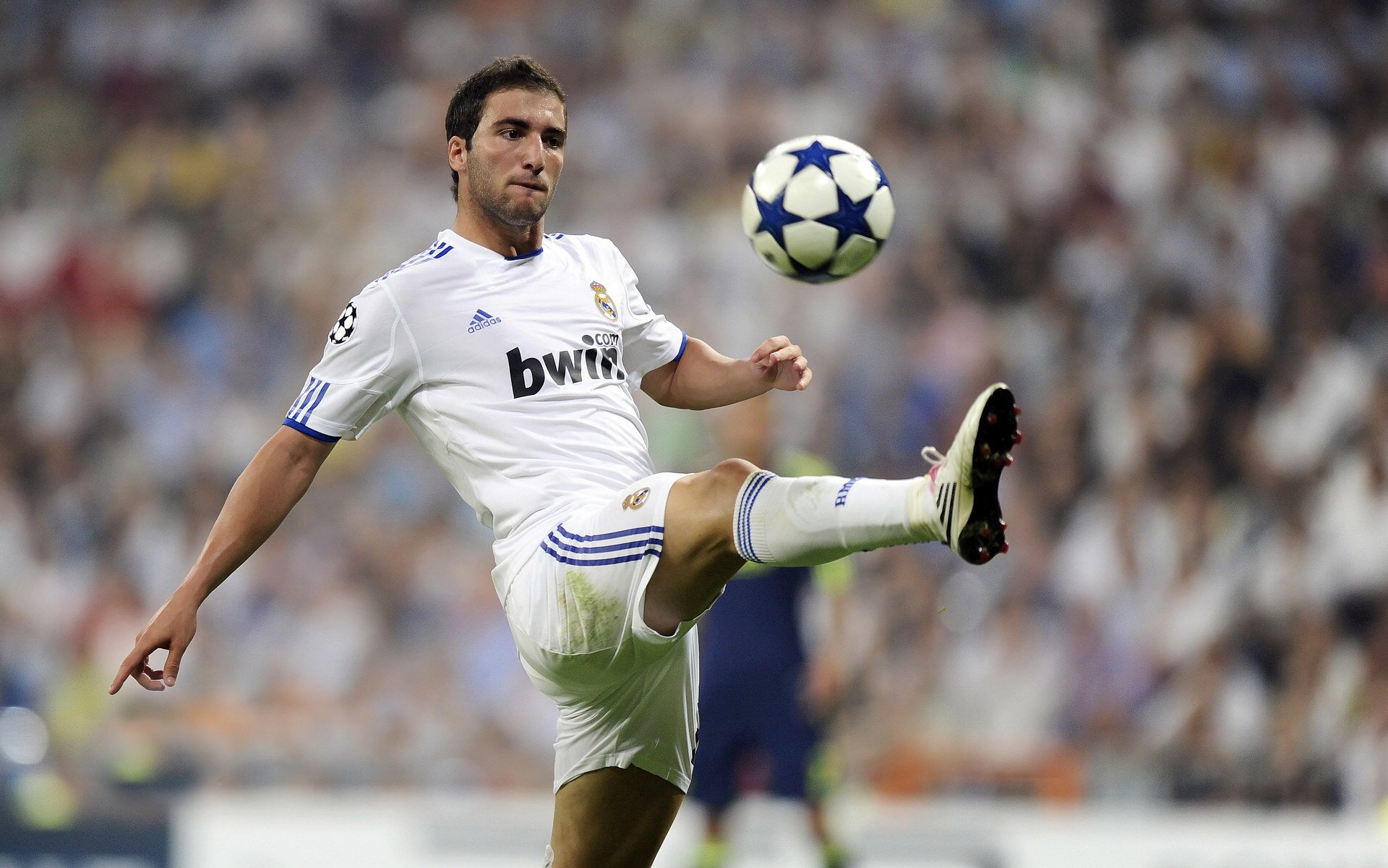 克利夫兰的钢铁意志,骑士力克尼克斯,季后赛焦点战背后的韧性之战