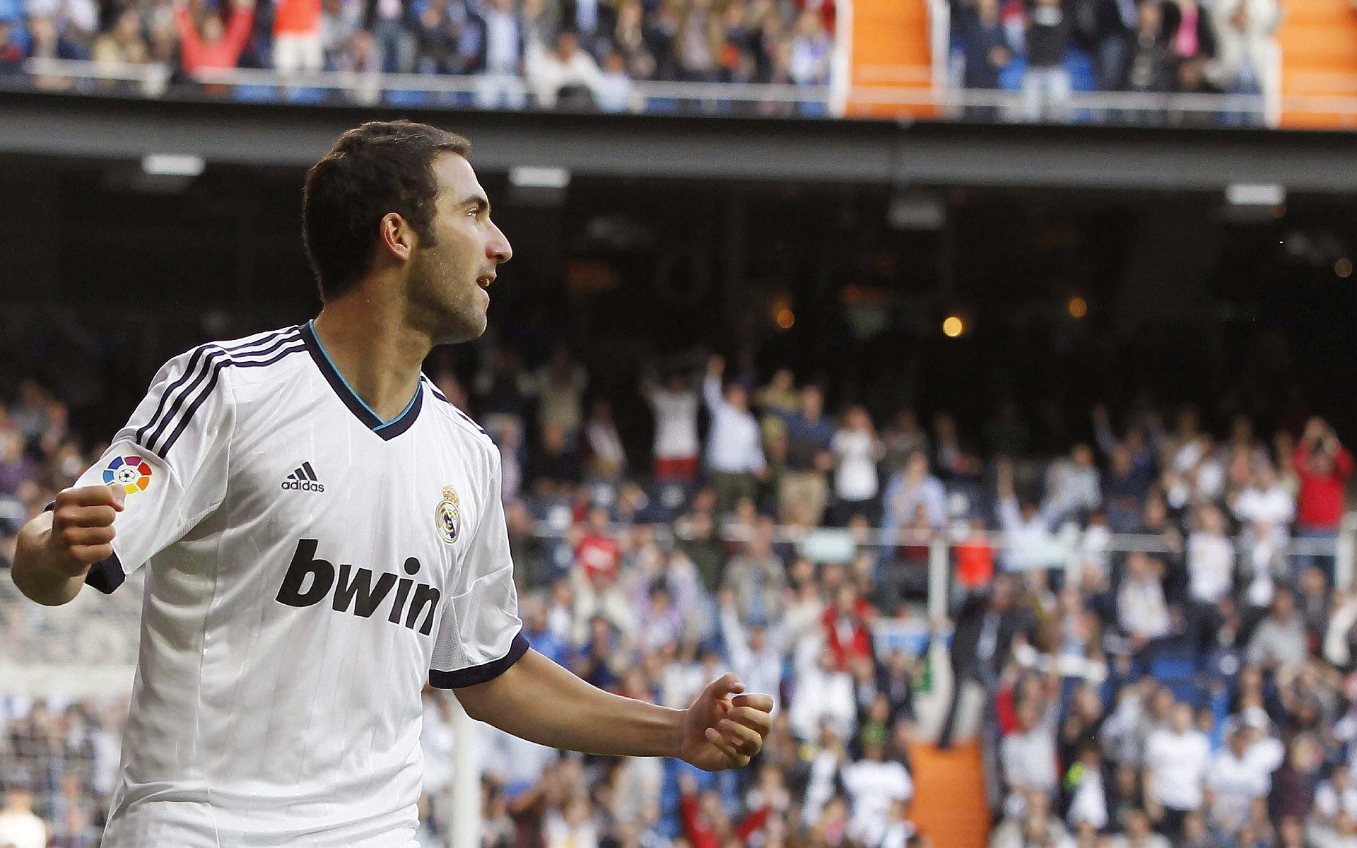 欧冠决赛之夜，保罗全程高能输出，铸就传奇时刻